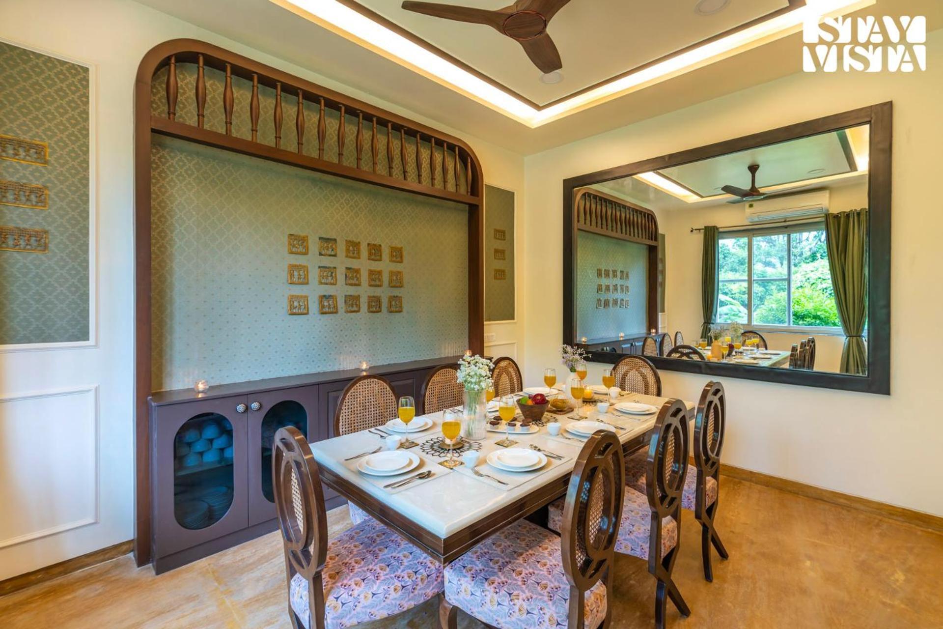Stayvista At Wandering Vines Indoor Pool 4Bhk Luxury Villa In Delhi Sohna Exteriör bild